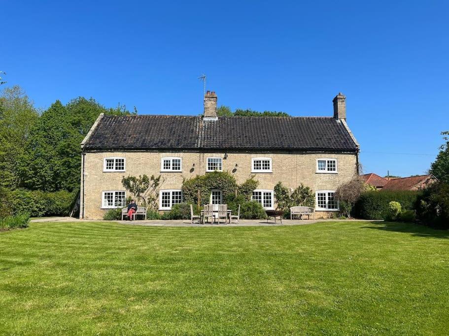 Stunning Manor Farmhouse Villa Ellingham  Exterior foto